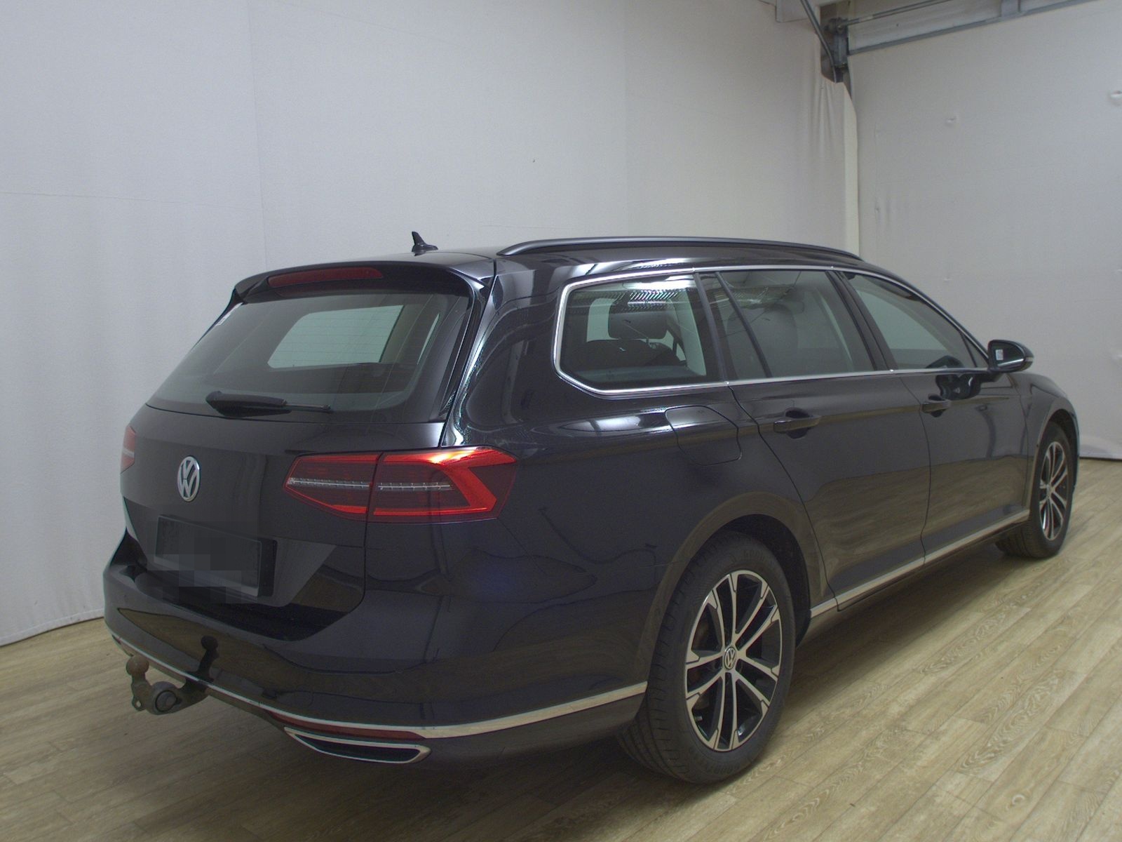 Volkswagen Passat Var. 2.0 TDI Comf. Navi LED AID 360° AHK foto 4