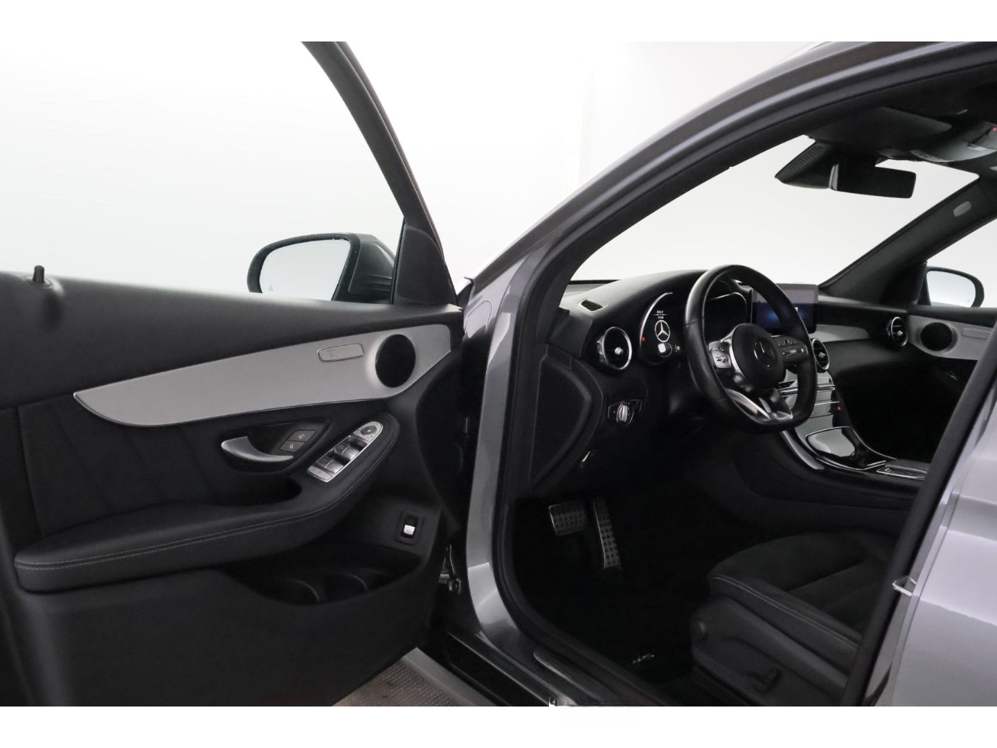 Mercedes-Benz GLC 300 d 9G-tronic AMG Line+LED+VIRTUAL+AHK foto 16