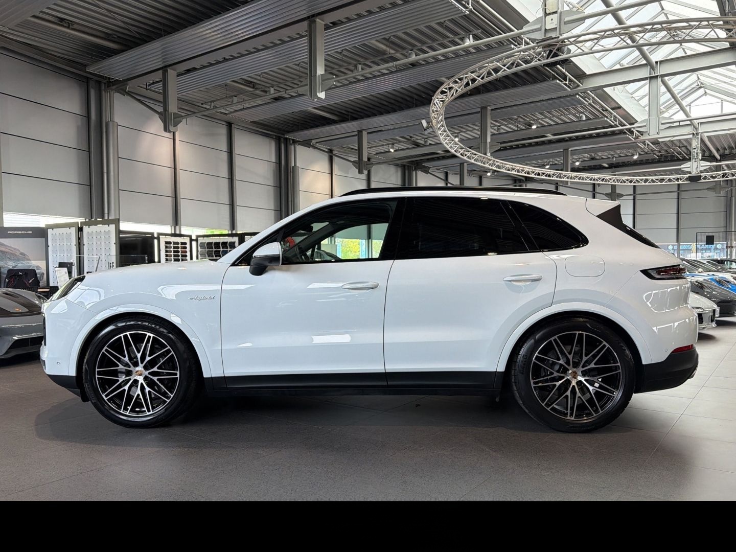 Porsche Cayenne E-Hybrid HA-Lenkung InnoDrive Head-Up foto 2