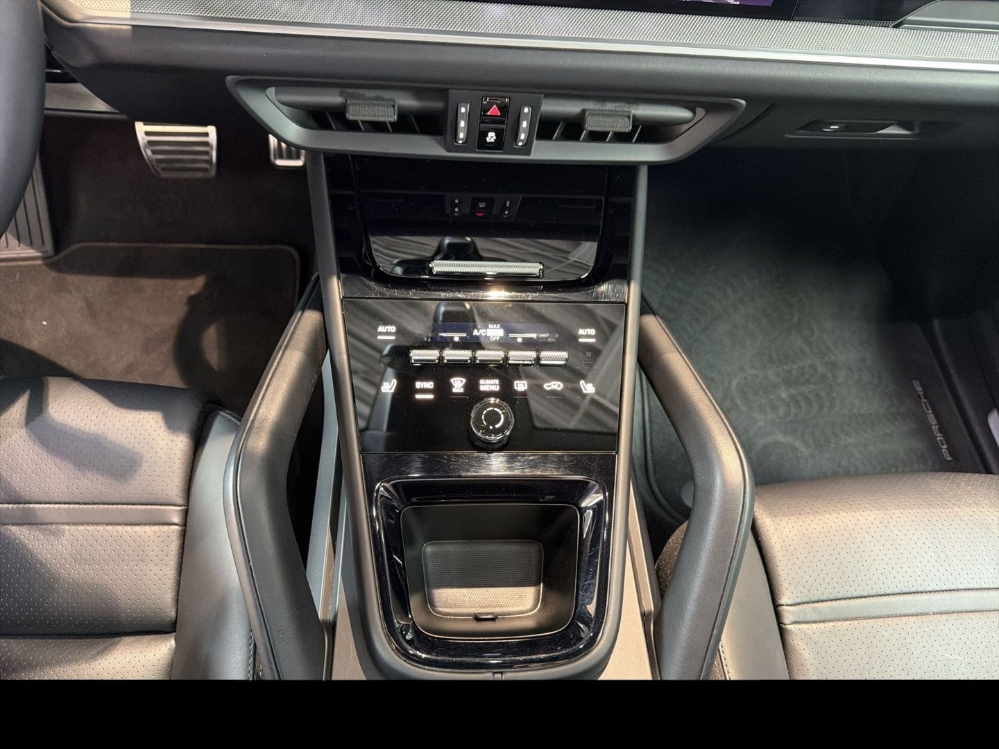 Porsche Cayenne E-Hybrid HA-Lenkung InnoDrive Head-Up foto 23