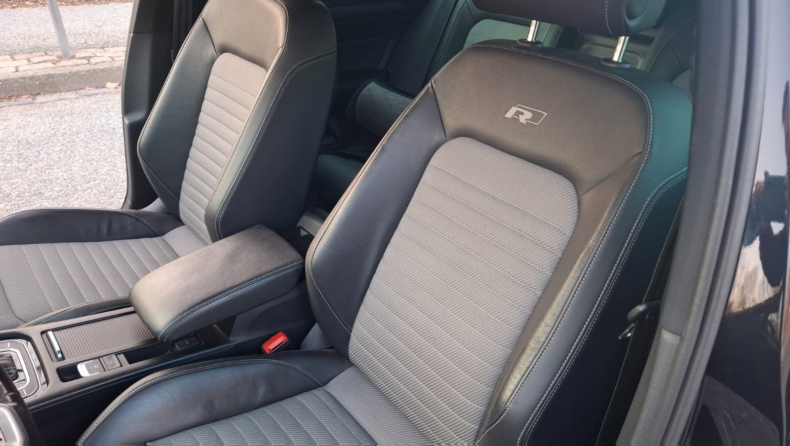 Volkswagen Passat 2.0 Bitdi R-Line foto 13