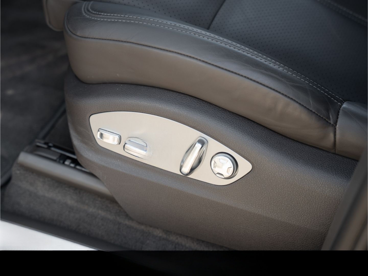 Porsche Macan S Standheizung Panoramadach LED 34.800 km foto 18