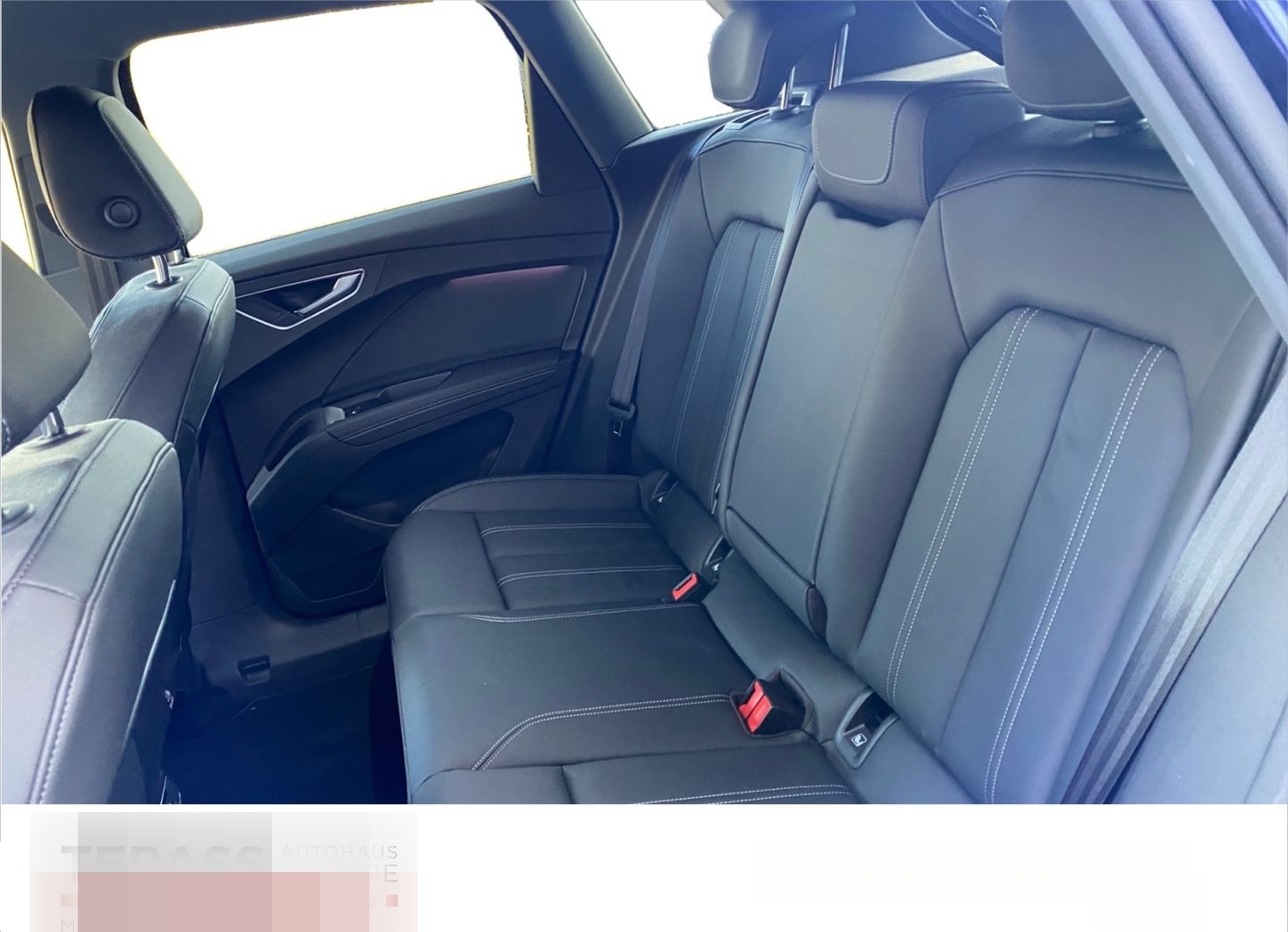 Audi Q4 e-tron 45 NAVI PRO HEADUP LEDER LED DÄMPFER M foto 8