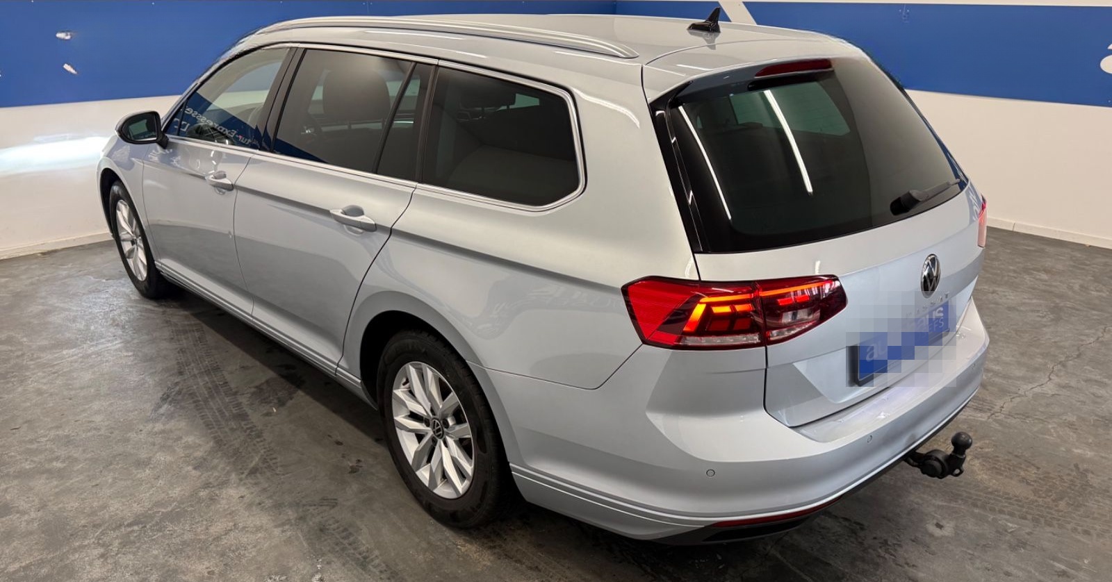 Volkswagen Passat Variant Business 2.0TDI ACC AHK Massage foto 6