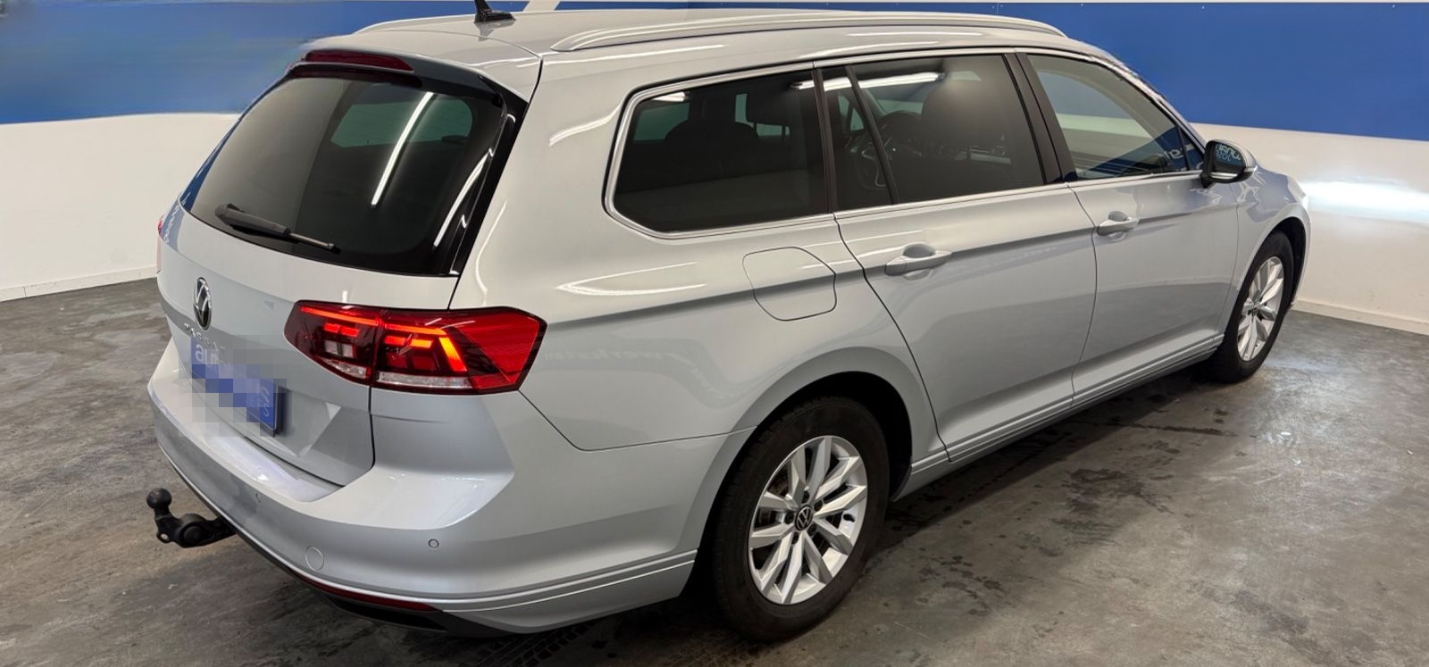 Volkswagen Passat Variant Business 2.0TDI ACC AHK Massage foto 8