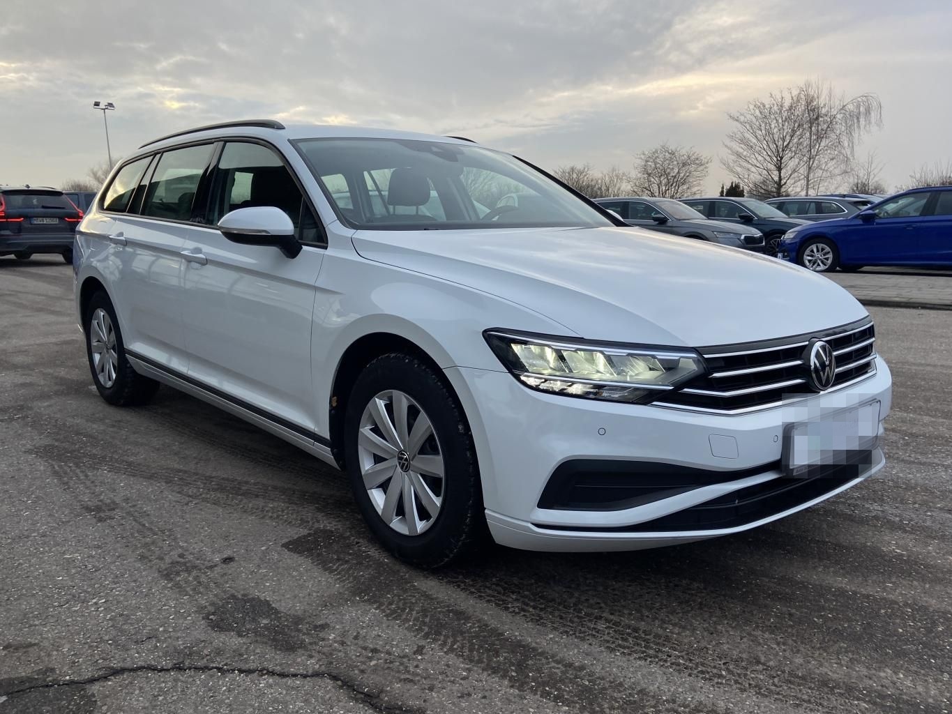 Volkswagen Passat Variant 1.5 TSI APP-CONNECT+KAMERA+AHK+LE foto 6