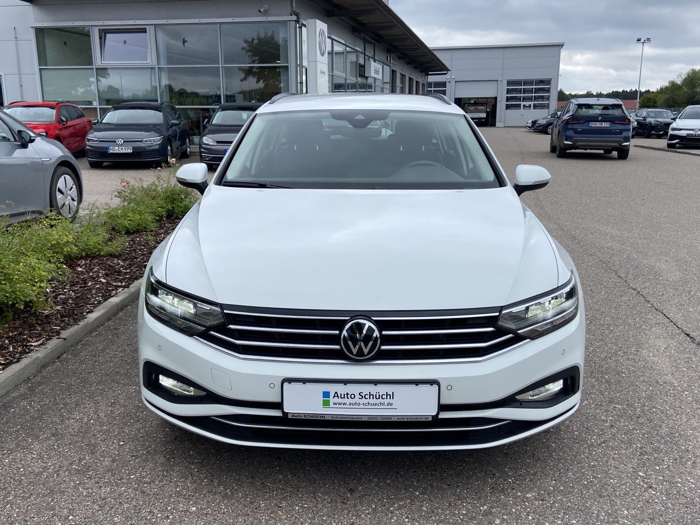 Volkswagen Passat Variant 2.0 TDI Business AHK+17"+NAVI+LED foto 7