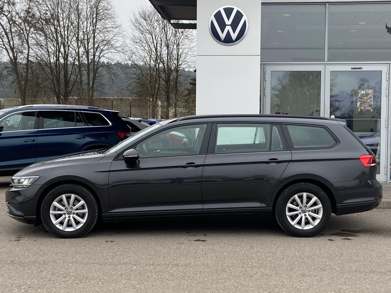 Volkswagen Passat Variant 2.0 TDI DSG AHK+NAVI+LED+KAMERA+A foto 2