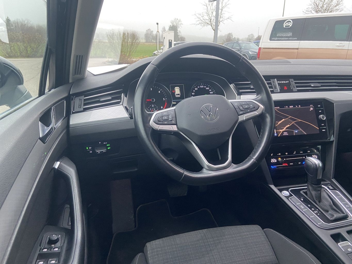 Volkswagen Passat Variant 2.0 TDI DSG BUSINESS NAVI+LED+KAM foto 9