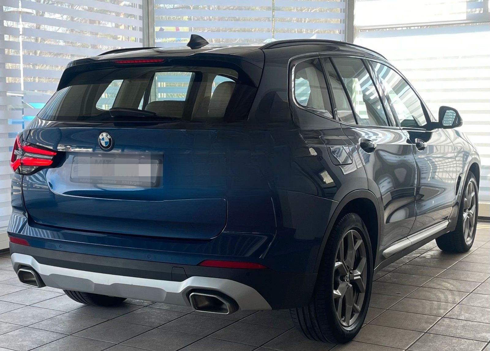 BMW X3 xD20d LASER KAM AHK Komfortzug. foto 4