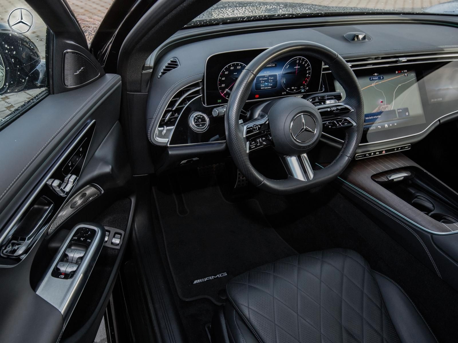 Mercedes-Benz E 300 e 4M AMG DIG-LED+360°+Pano+AHK+Night+20 foto 4