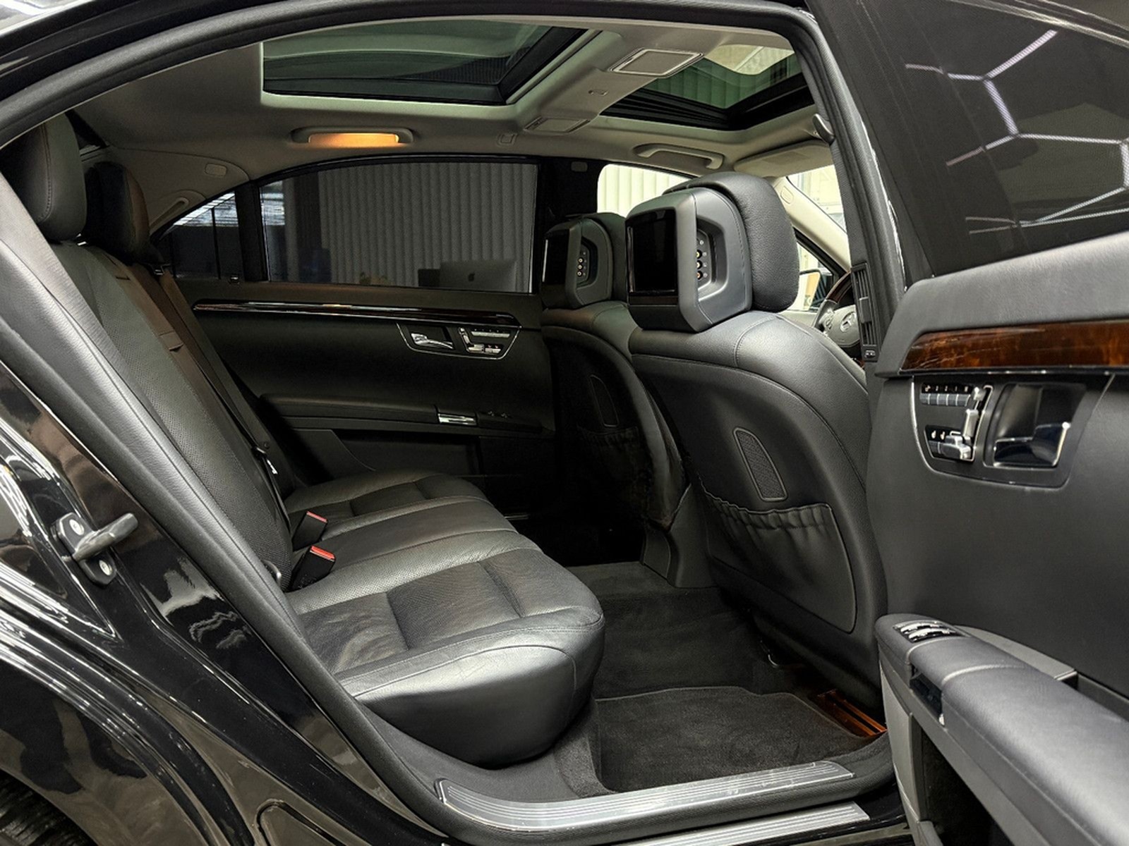 Mercedes-Benz S 500 CGI Lang / Pano TV-Fond Nachtsicht Harman foto 15