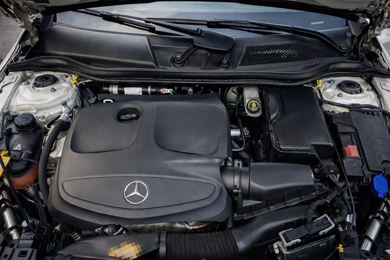 Mercedes-Benz GLA 200 DCT  URBAN/PANO/NAVI/360 KAMERA/AHK foto 14
