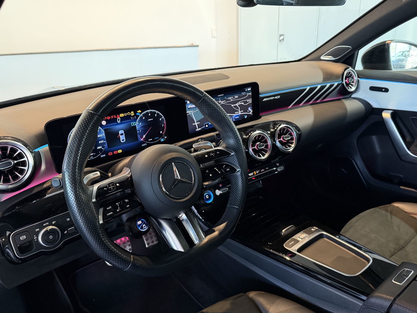 Mercedes-Benz A 35 AMG*Limo*Aero*Burm*Pano*Night*KAMERA*4MATIC foto 13