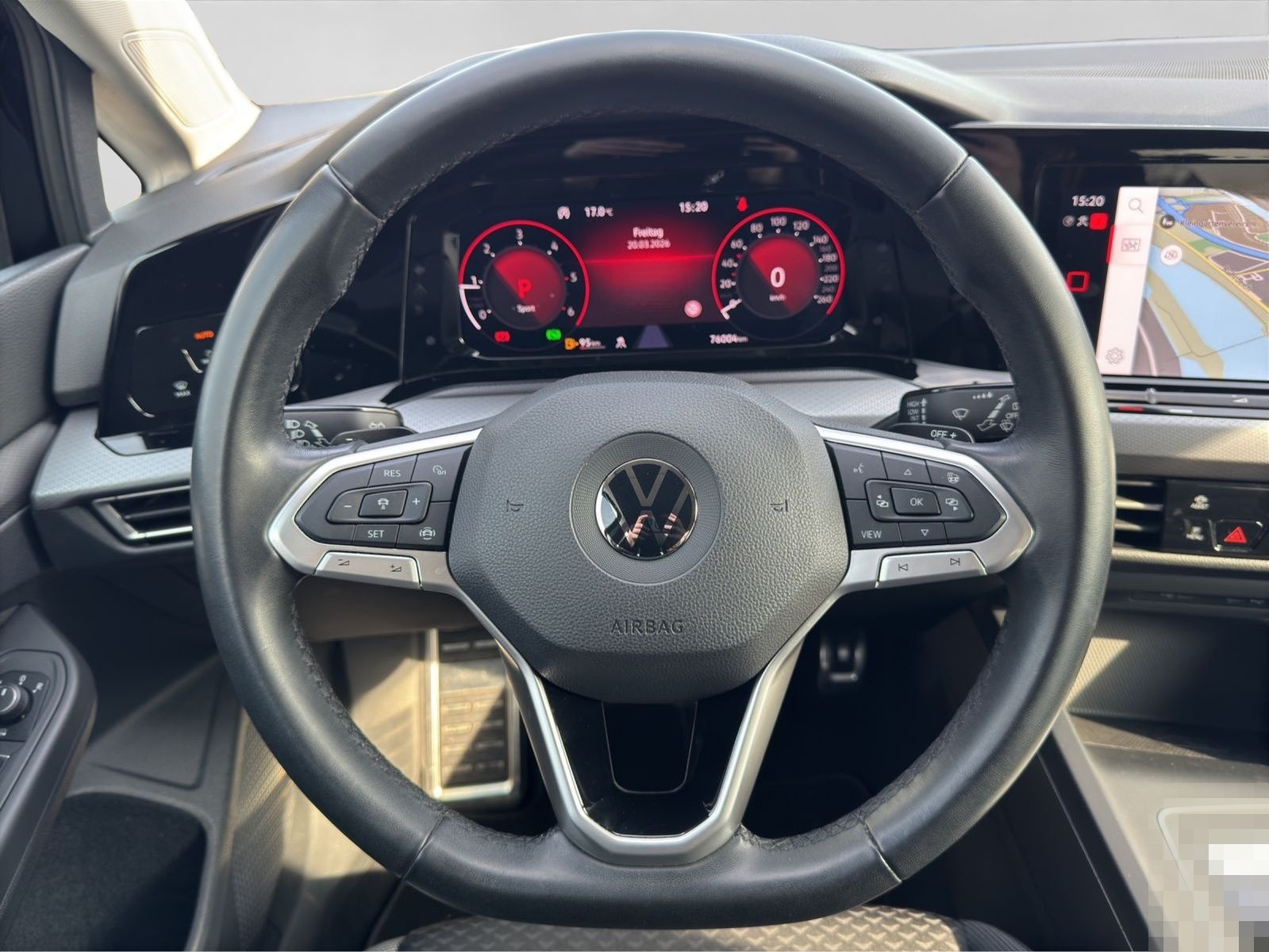 Volkswagen Golf 2.0 TDI DSG ACTIVE NAVI AHK LED KAMERA foto 9