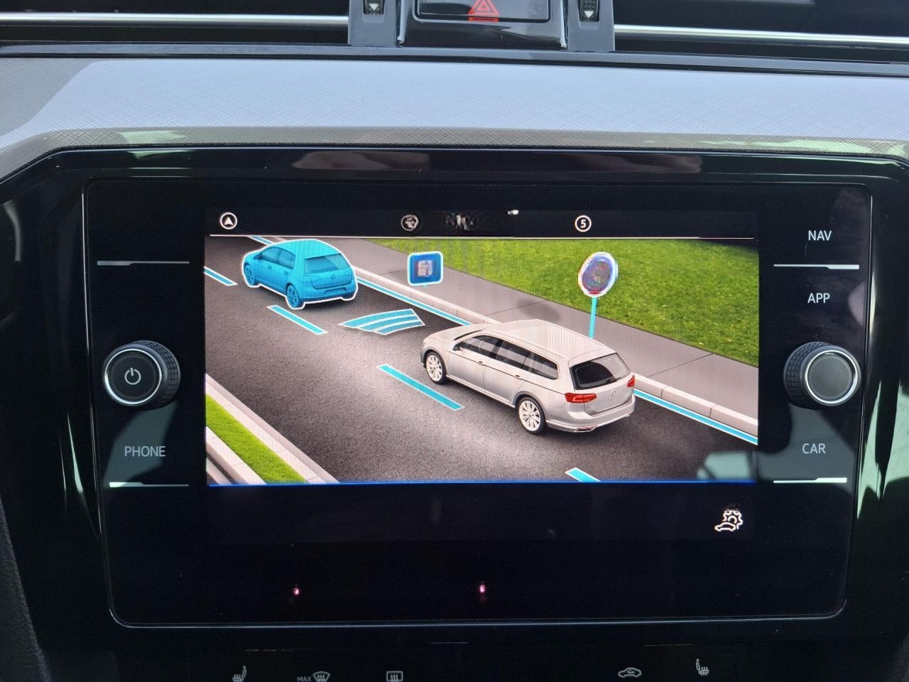 Volkswagen PASSAT VARIANT 2.0 TSI DSG BUSINESS NAVI+CAM+APP foto 19