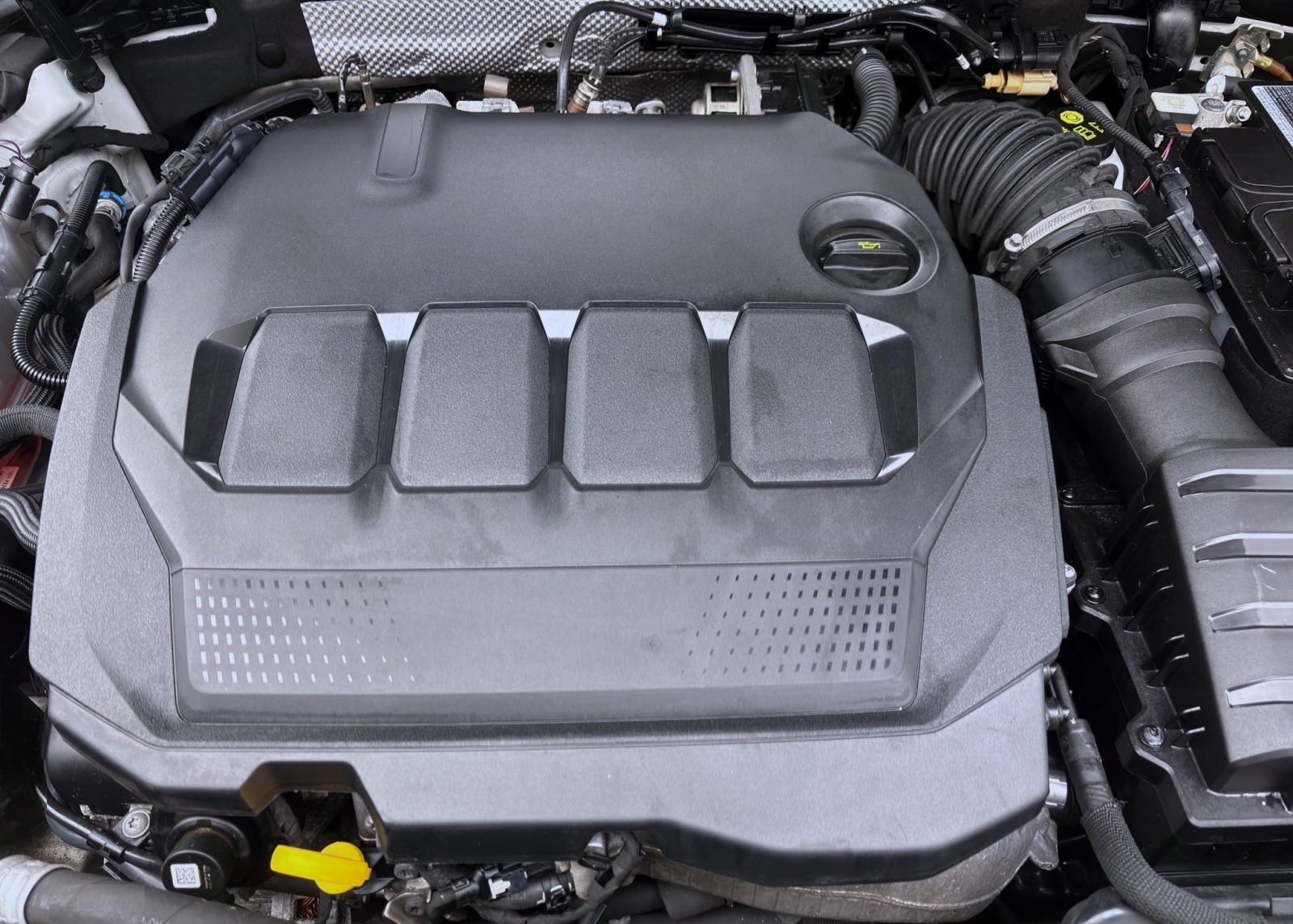 Volkswagen Passat Variant 2.0 TDI DSG BUSINESS NAVI KAMERA foto 18