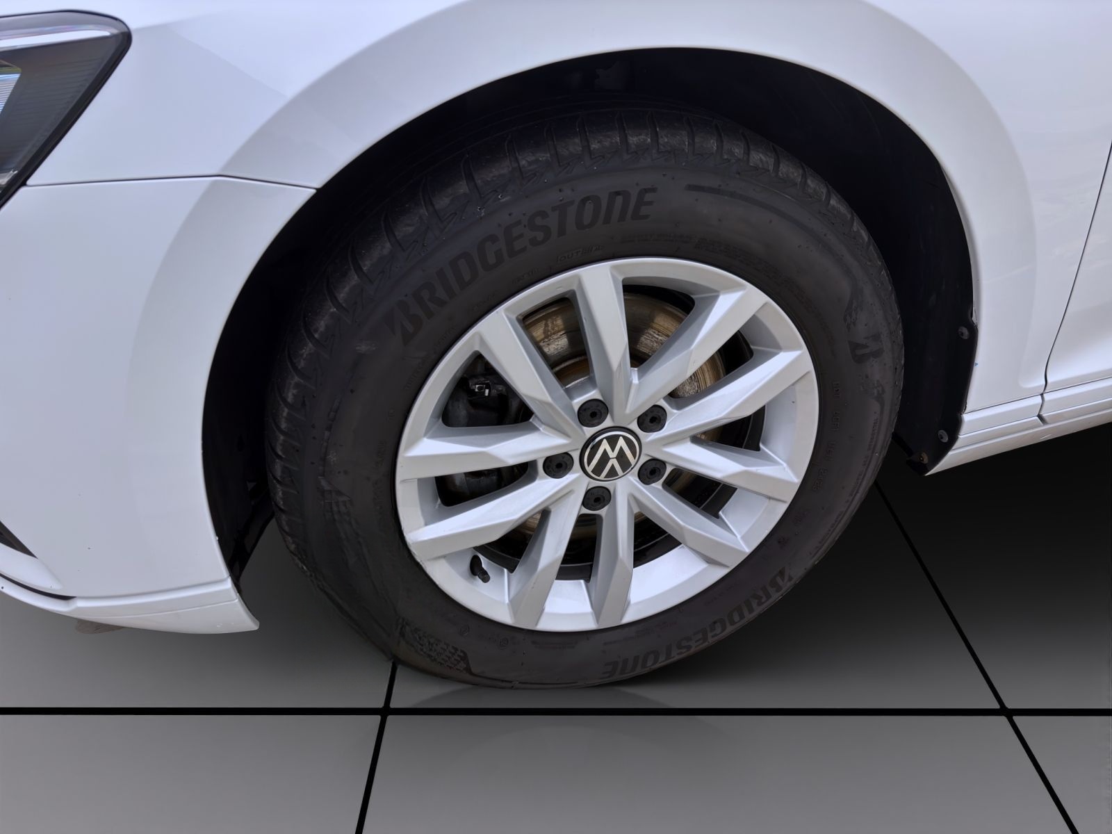 Volkswagen Passat Variant 2.0 TDI DSG BUSINESS NAVI KAMERA foto 8