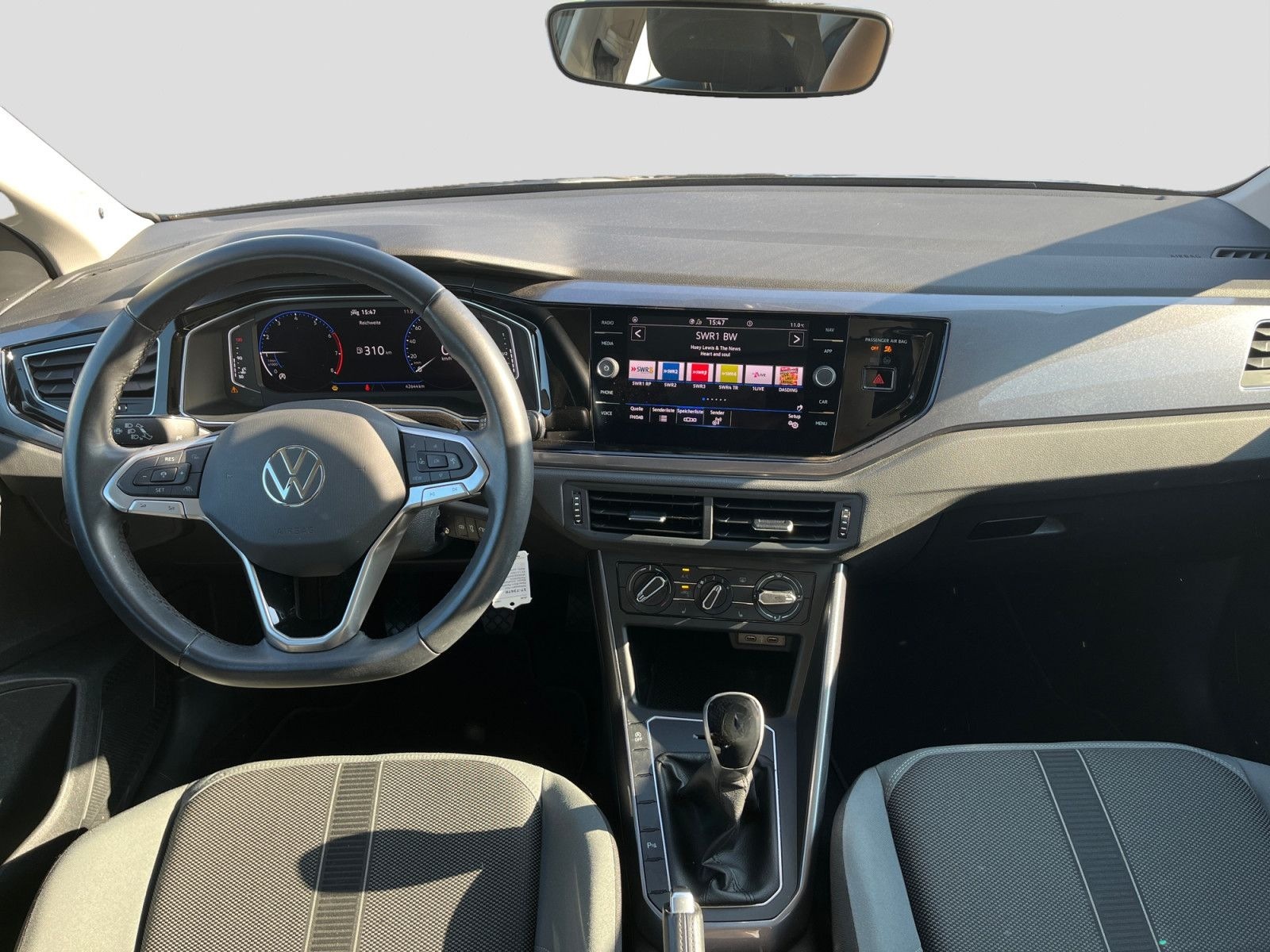 Volkswagen Polo 1.0 TSI Style Matrix Pano Sitzhzg PDC ACC foto 6