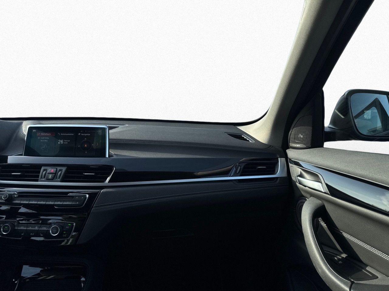 BMW X1 sDrive18d Bluetooth Navi LED Klima PDC foto 11
