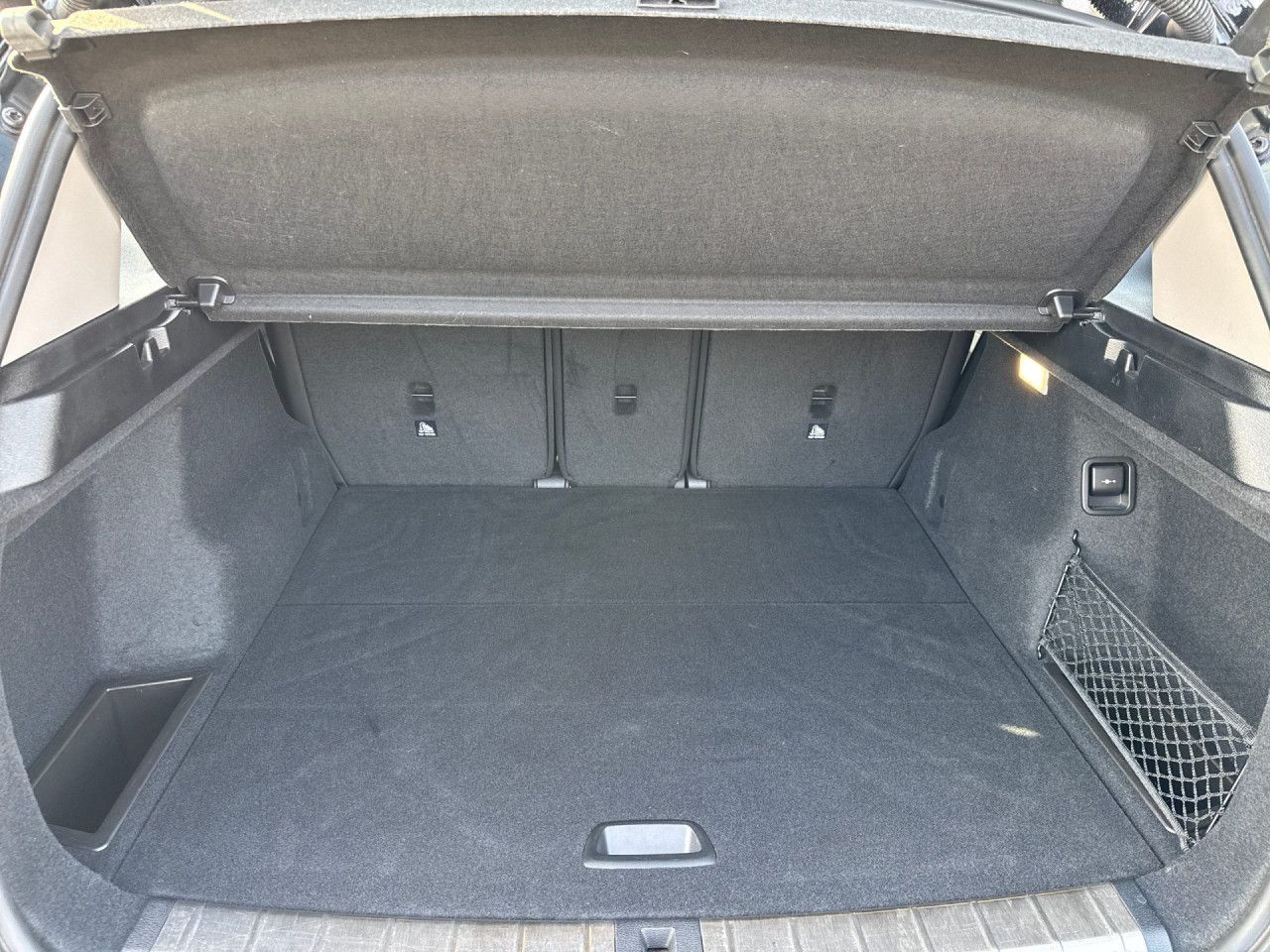 BMW X1 sDrive18d Bluetooth Navi LED Klima PDC foto 16