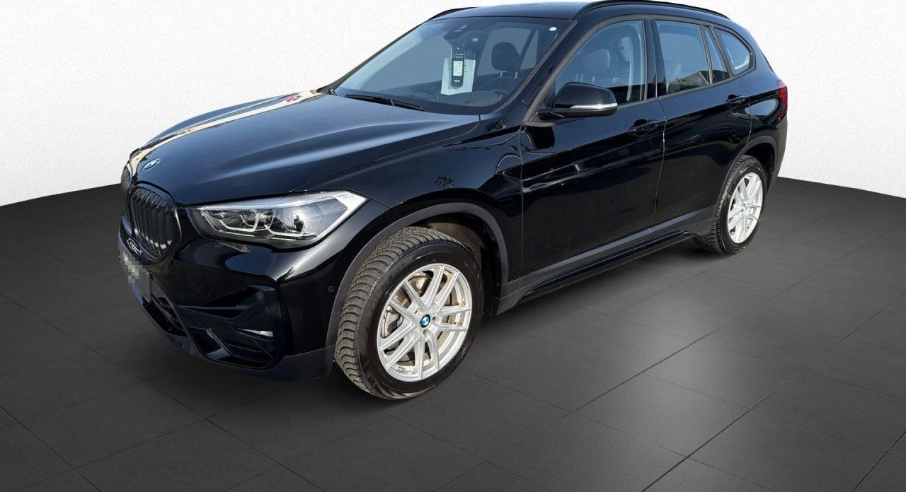 BMW X1 sDrive18d Bluetooth Navi LED Klima PDC foto 3