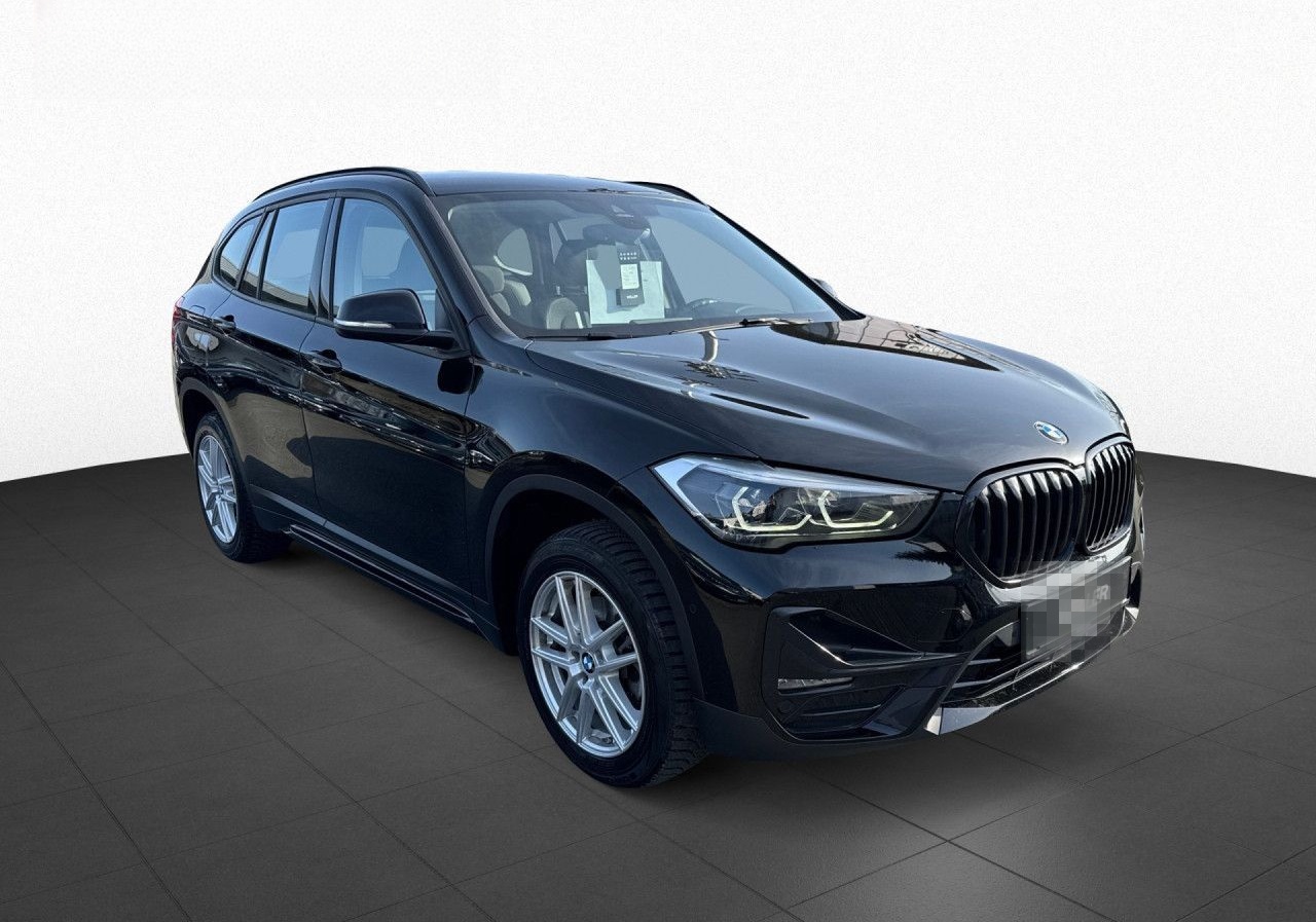 BMW X1 sDrive18d Bluetooth Navi LED Klima PDC foto 4