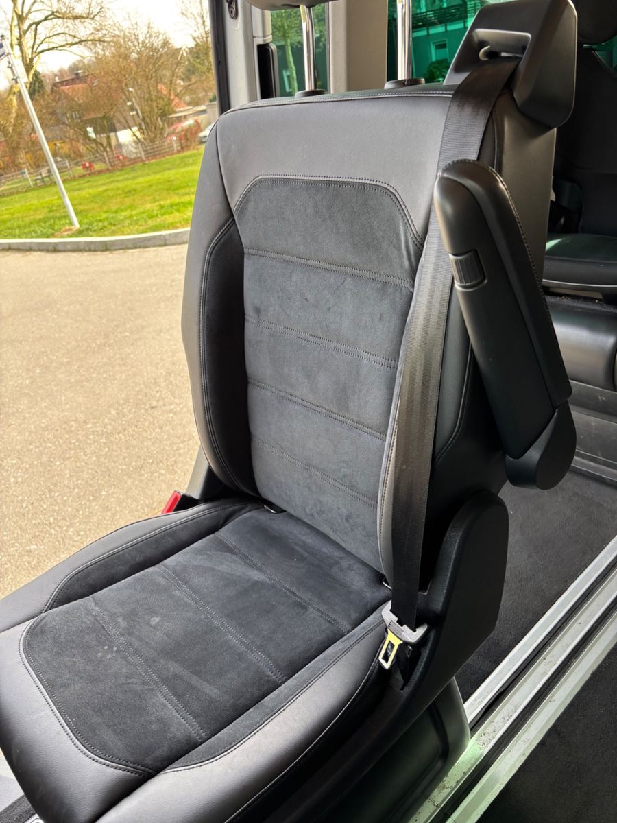Volkswagen T6 Multivan Gen. 6 Alcantara DSG 7 Sitz. foto 9