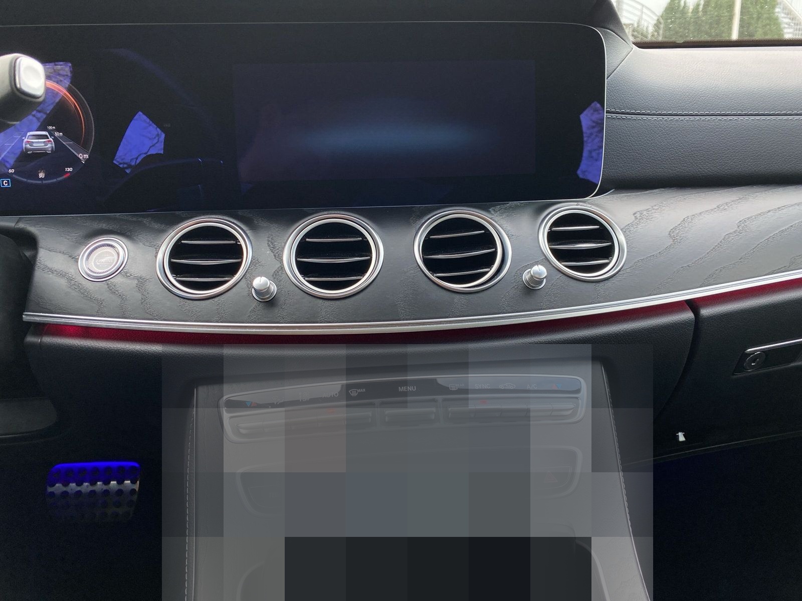 Mercedes-Benz E 220 d 2.0 T-Model AMG Line Panorama-Dach foto 15