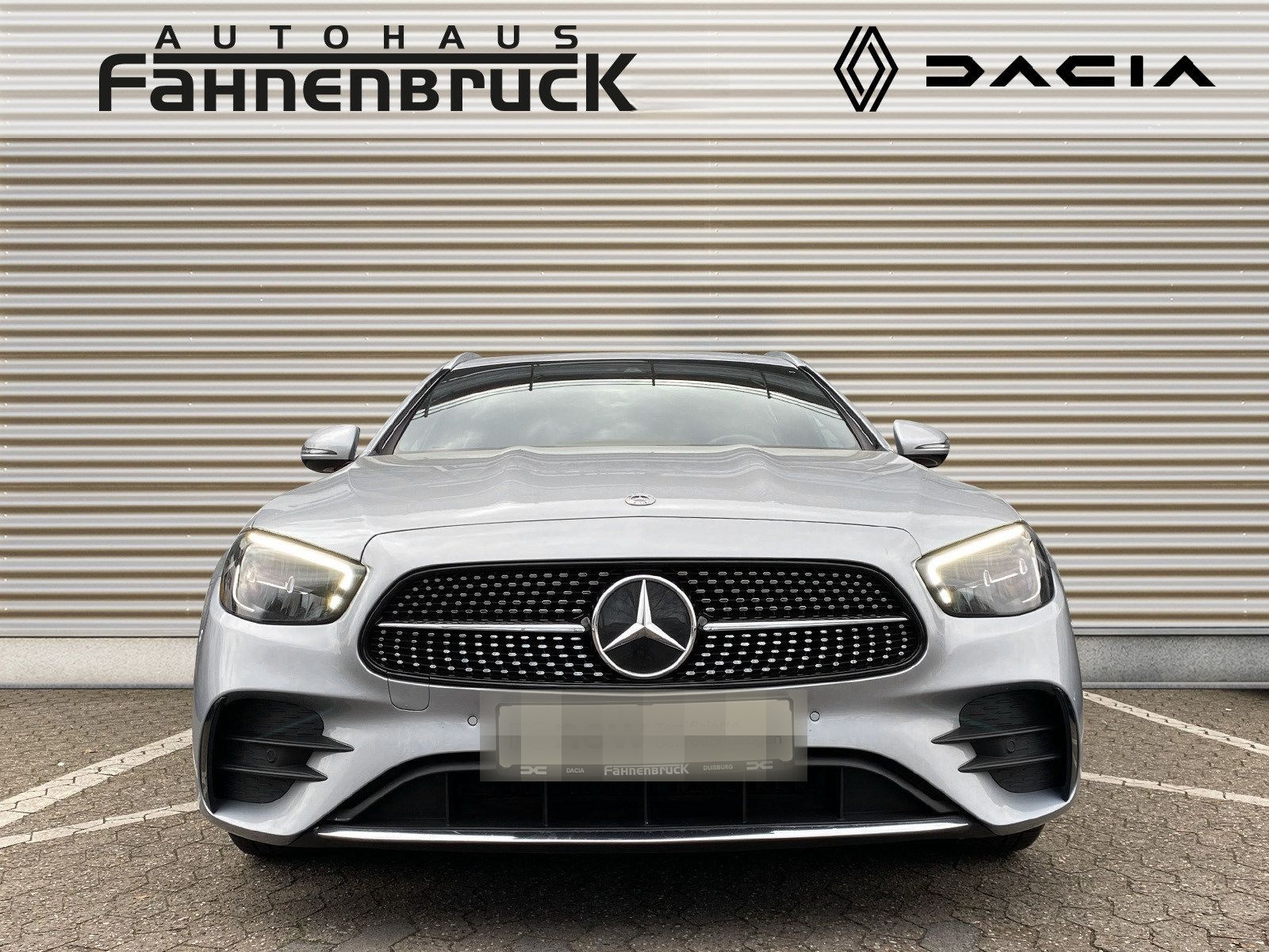 Mercedes-Benz E 220 d 2.0 T-Model AMG Line Panorama-Dach foto 6