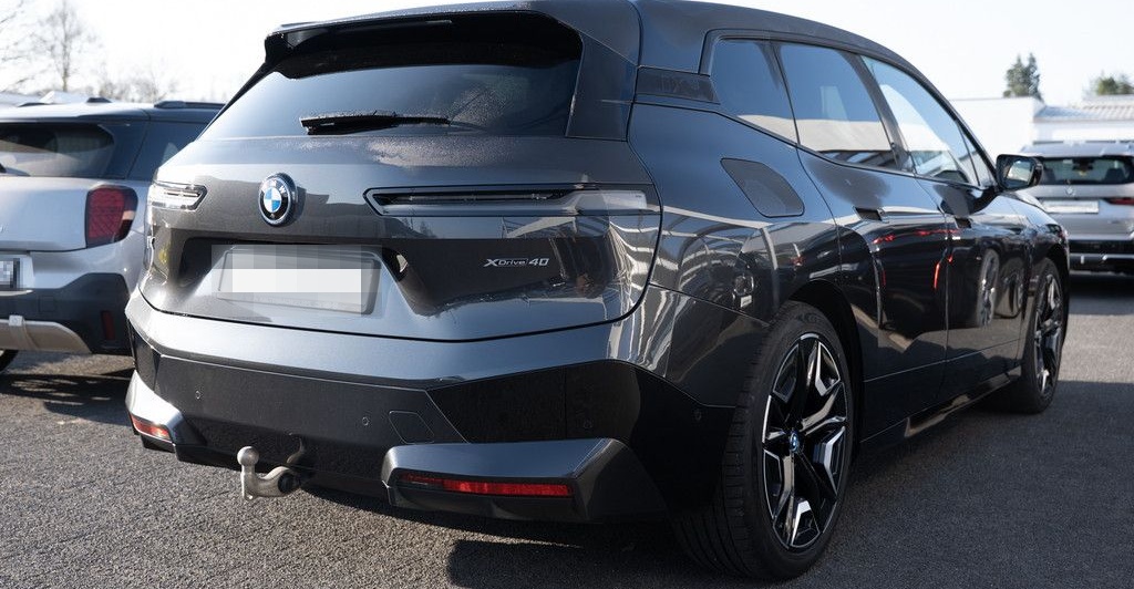 BMW iX xDrive 40 Sport PANO AHK HUD LASER LED ACC foto 7