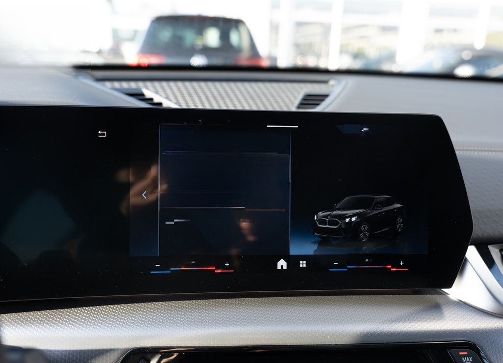 BMW X2 sDrive 20i M-Sport PANO AHK LED NAVI H/K SHZ foto 18