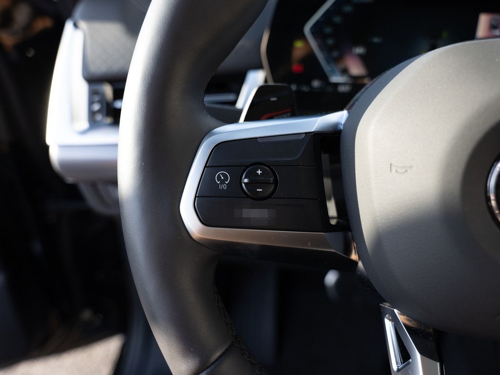 BMW X2 sDrive 20i M-Sport PANO AHK LED NAVI H/K SHZ foto 24