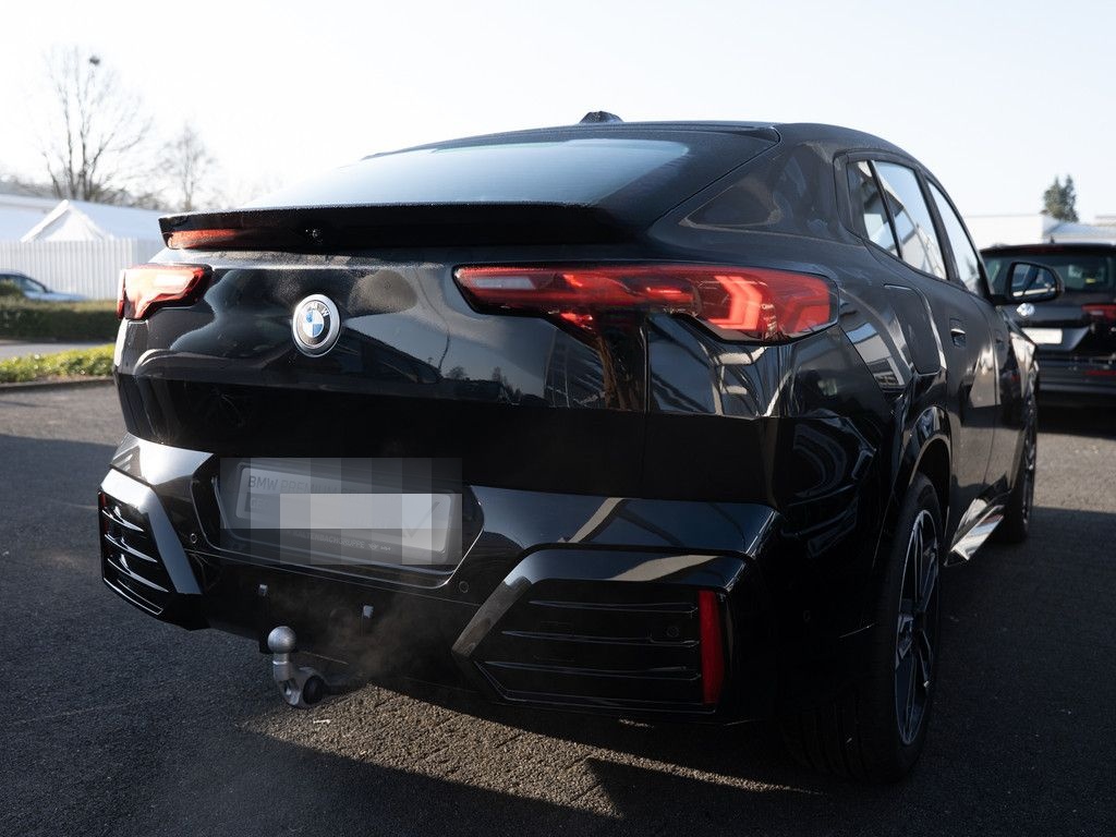 BMW X2 sDrive 20i M-Sport PANO AHK LED NAVI H/K SHZ foto 6