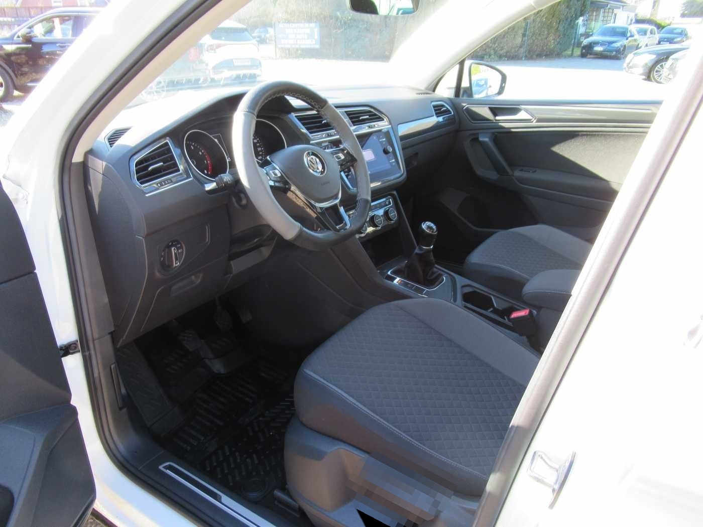 Volkswagen Tiguan 1.4 TSI foto 7