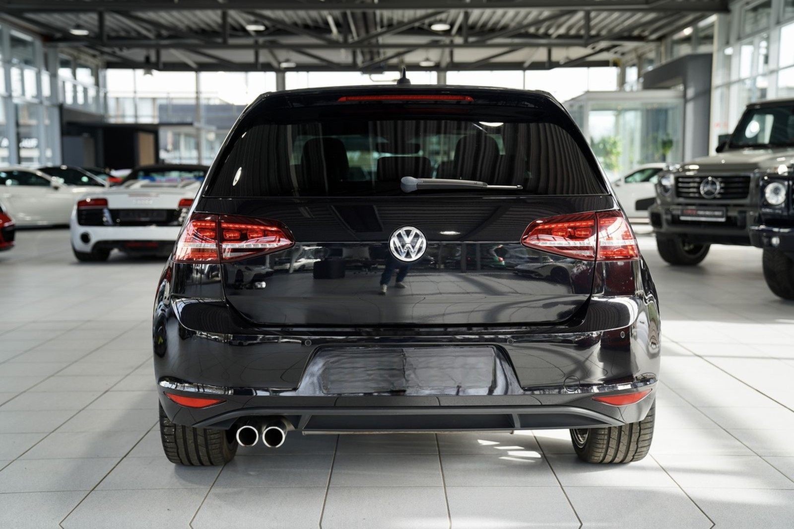 Volkswagen Golf GTD DSG *19 *DYNAUDIO *Pano *Kam *DCC *AHK foto 10