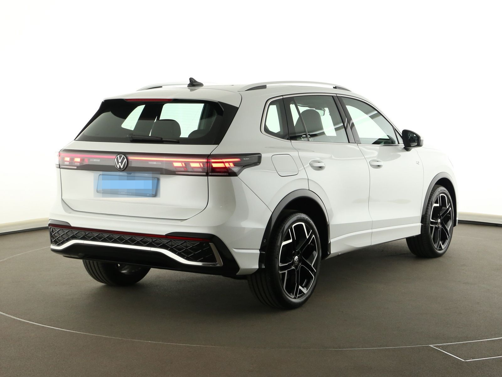 Volkswagen Tiguan 2.0 TDI DSG R-line  LED Navi Head-up AHK  foto 12