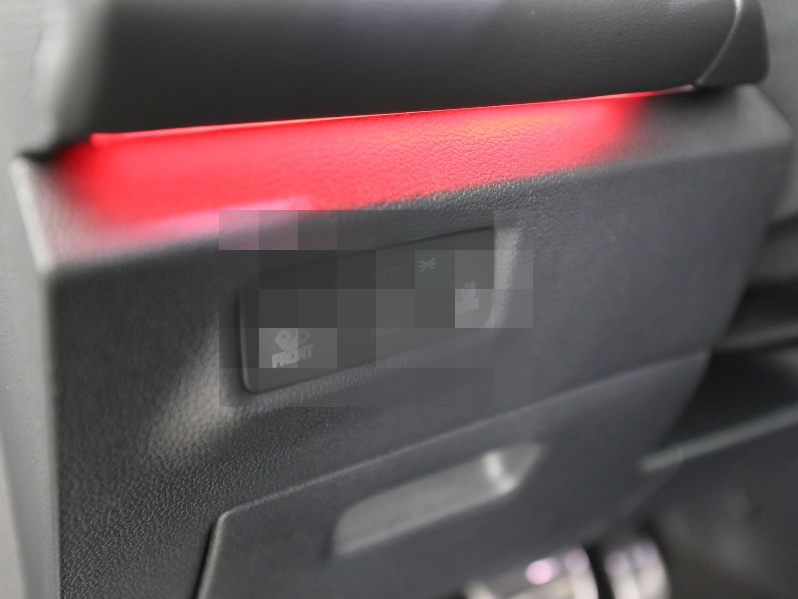Volkswagen Tiguan 2.0 TDI DSG R-line  LED Navi Head-up AHK  foto 25