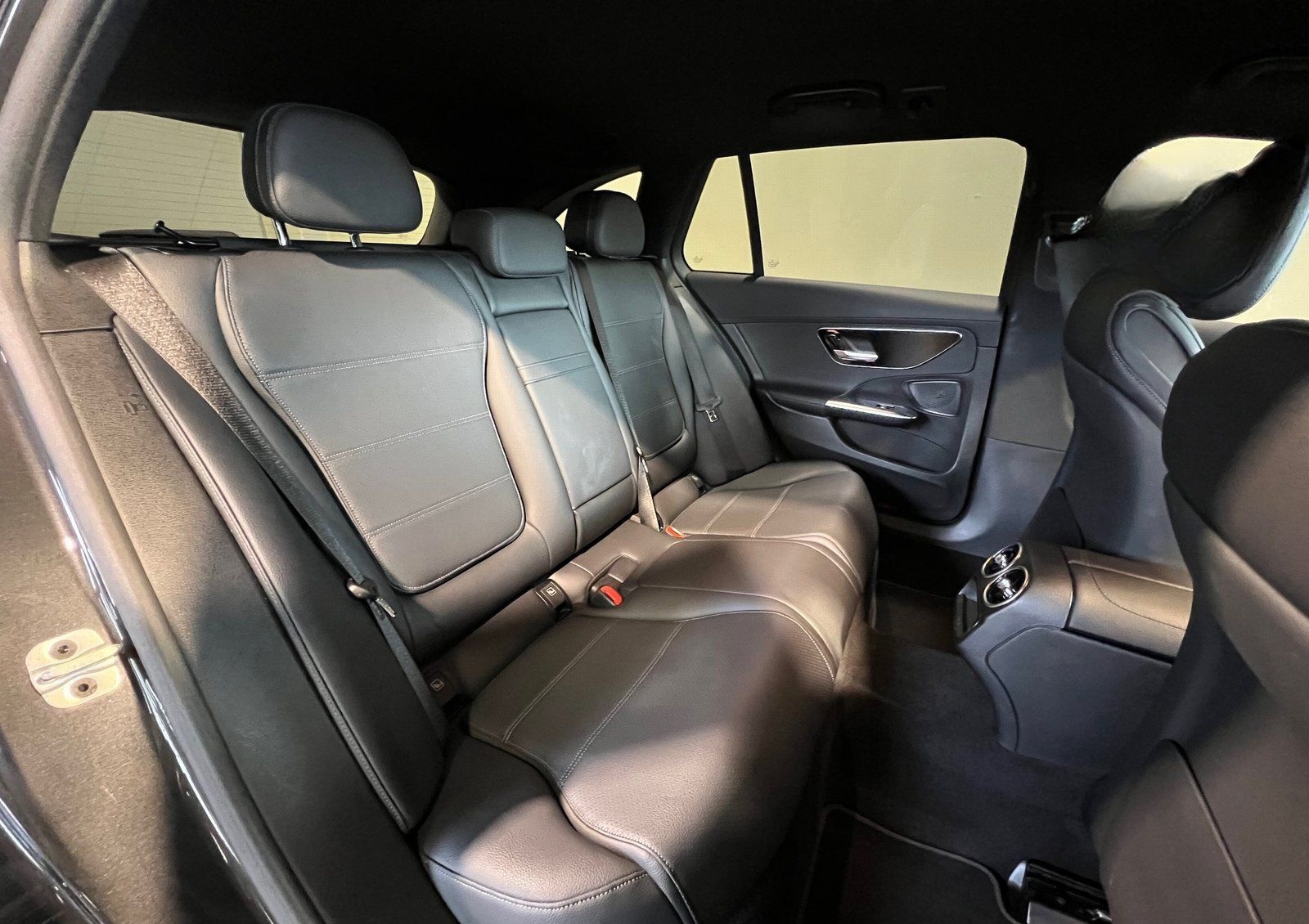 Mercedes-Benz C 200 d T AMG Night MBUX/360°/AHK/LED/Distr/Totw foto 11