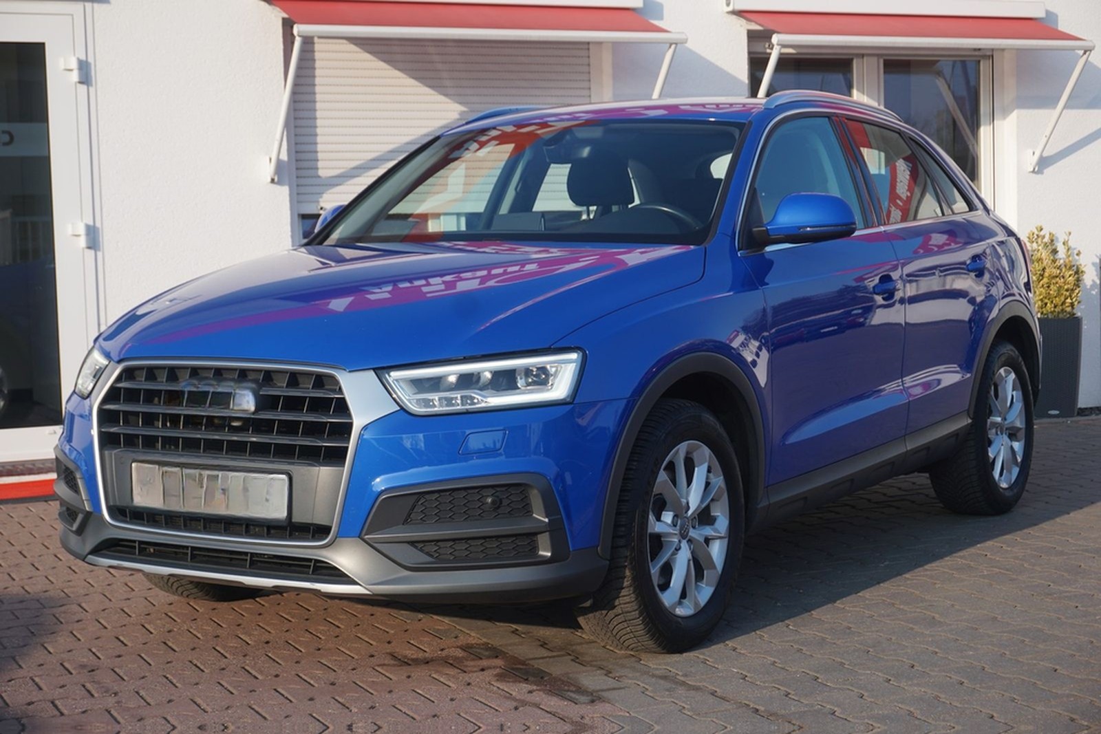 Audi Q3 1.4 TFSI S-Tronic LED Navi Kamera PDC foto 2