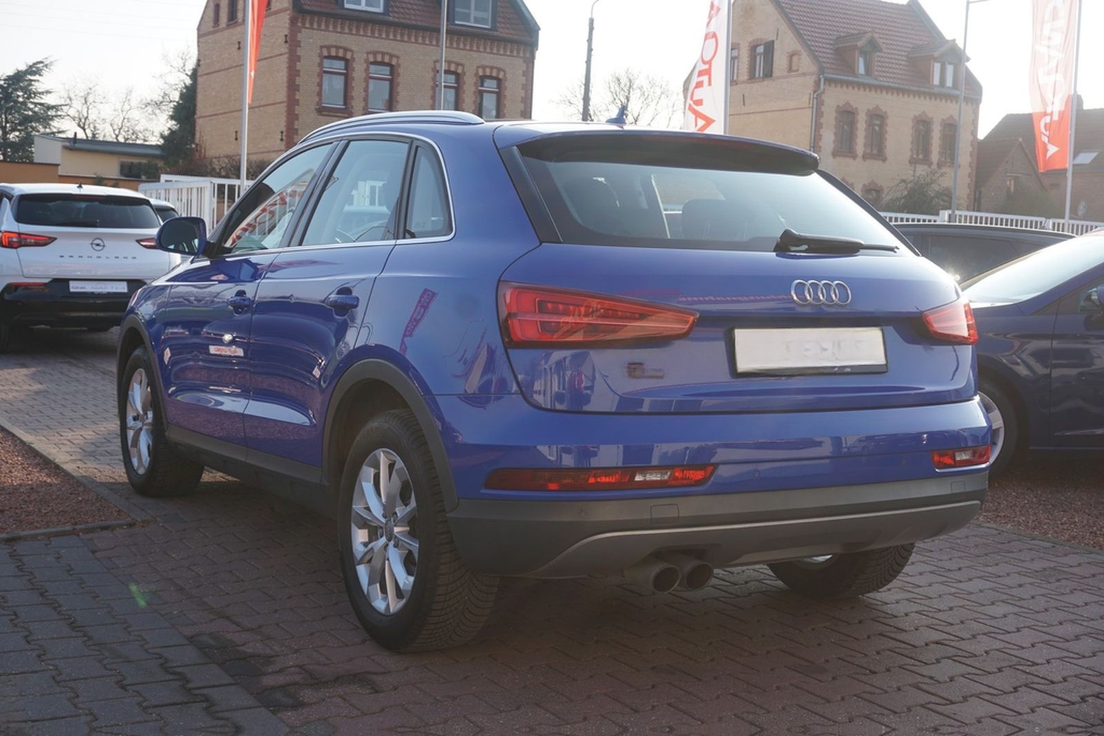 Audi Q3 1.4 TFSI S-Tronic LED Navi Kamera PDC foto 3