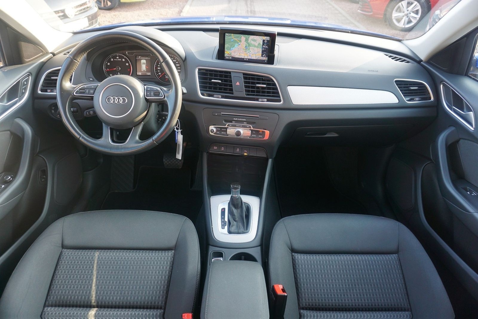 Audi Q3 1.4 TFSI S-Tronic LED Navi Kamera PDC foto 8