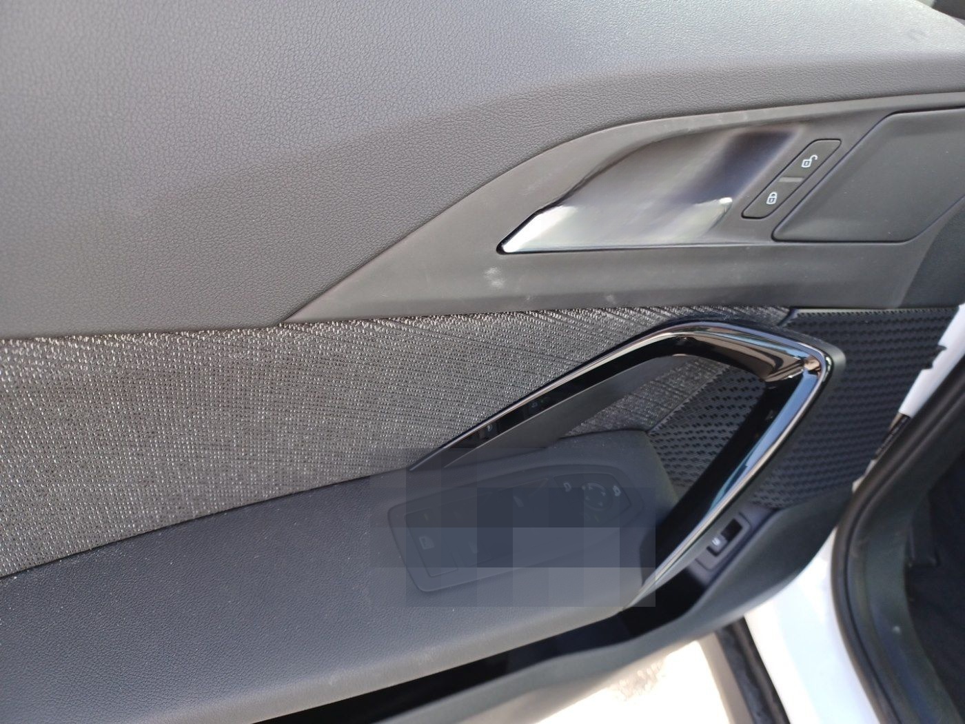 BMW X1 sDrive20i DAB LED Komfortzg. Parkassistent foto 8