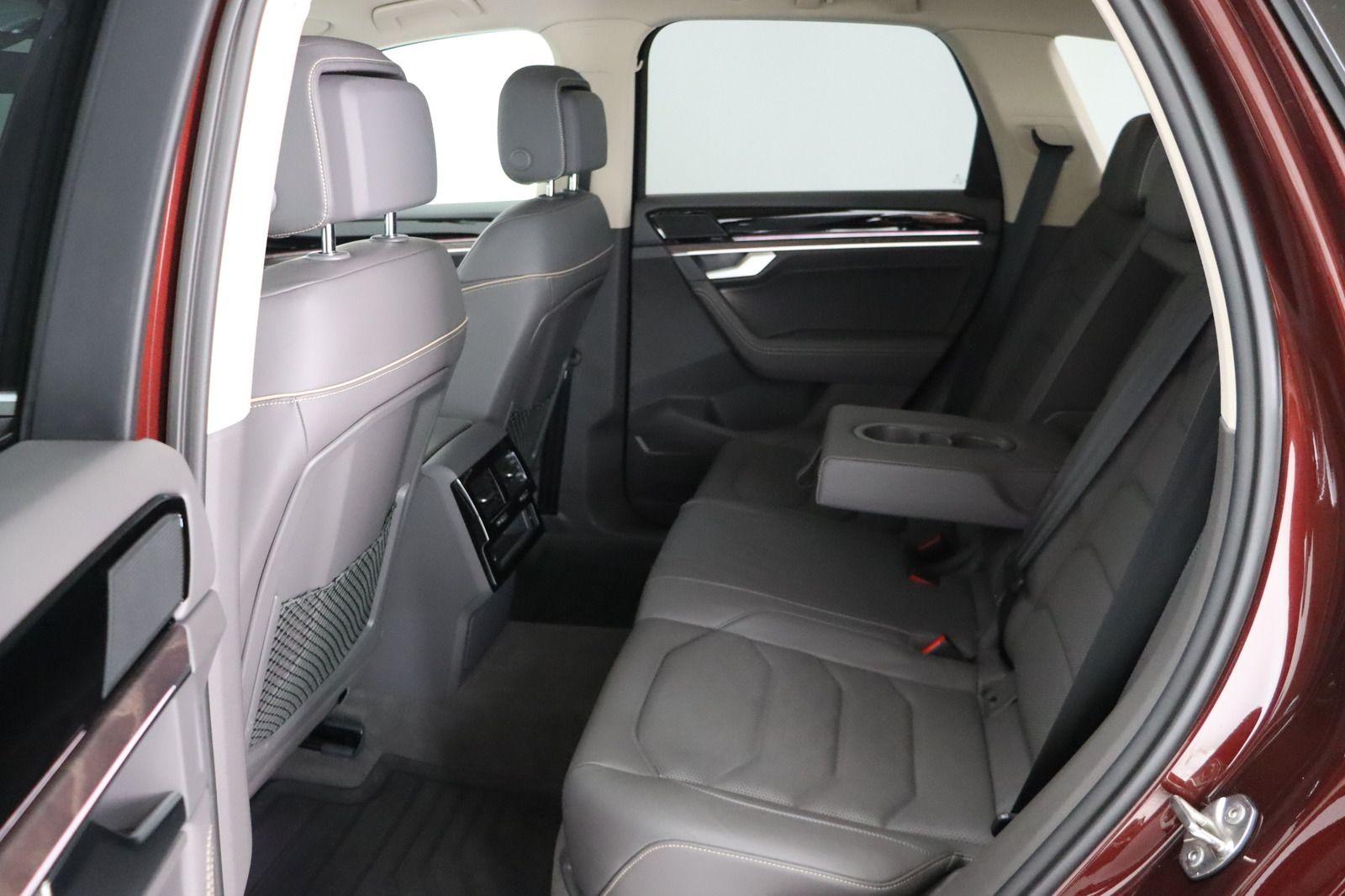 Volkswagen Touareg 3.0 V6 * Leder * LED * Navi Drive Atmosp foto 14