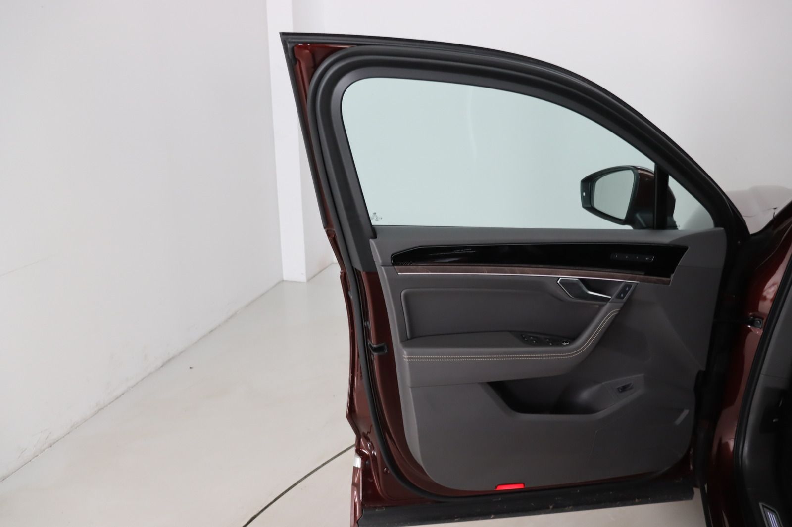 Volkswagen Touareg 3.0 V6 * Leder * LED * Navi Drive Atmosp foto 15