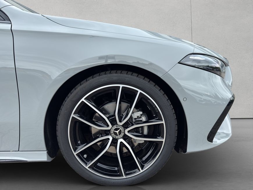 Mercedes-Benz A 180 d AMG Special Edition Night foto 21