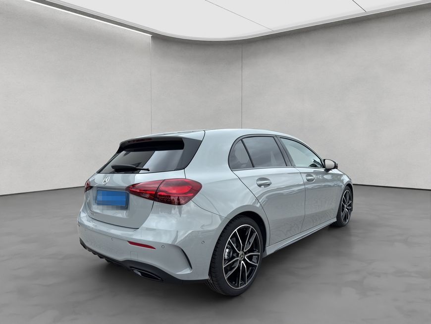 Mercedes-Benz A 180 d AMG Special Edition Night foto 5