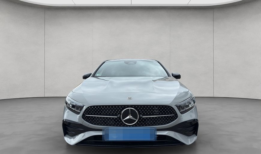 Mercedes-Benz A 180 d AMG Special Edition Night foto 8
