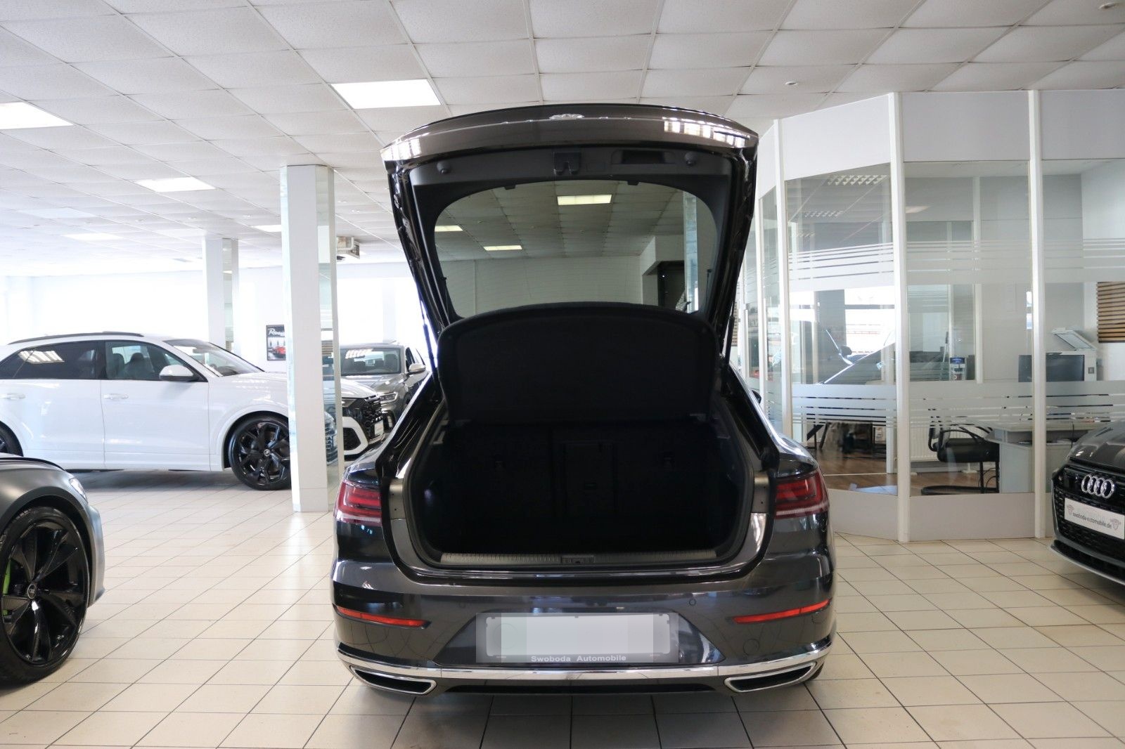 Volkswagen Arteon 4M R-Line DCC AHK HUD Kamera Pano ACC foto 11