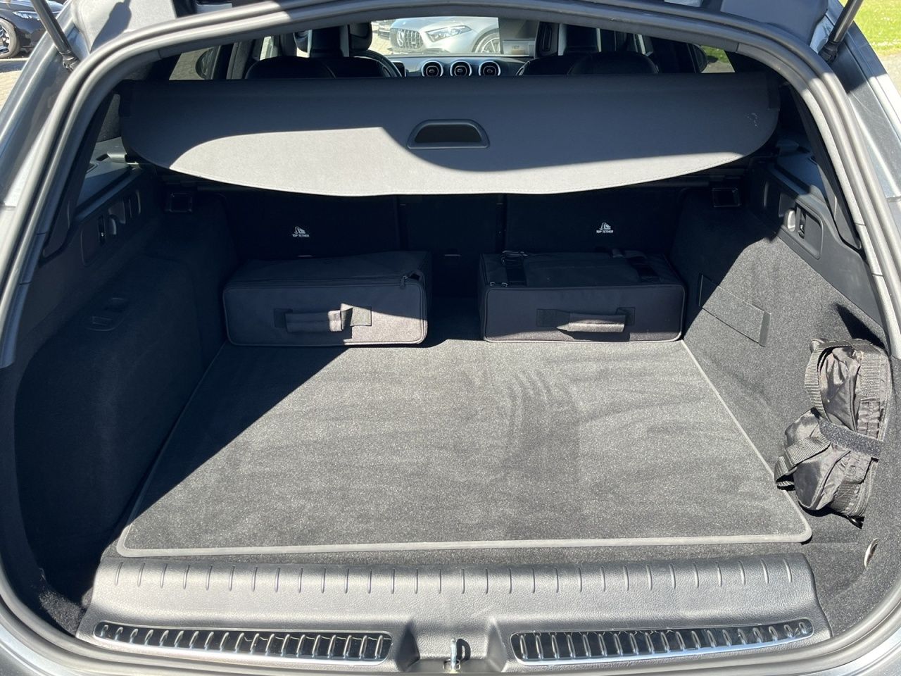 Mercedes-Benz C 300 e T AMG+NIGHT+TOTW+AMBIENTE+DISTRONIC+KAM foto 20